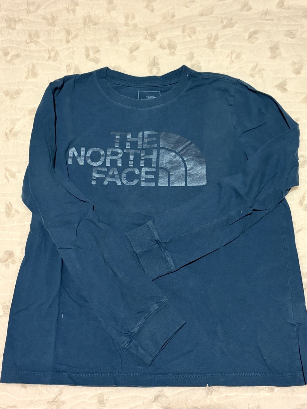 The North Face women Long Sleeve Logo Tee - Navy Blue